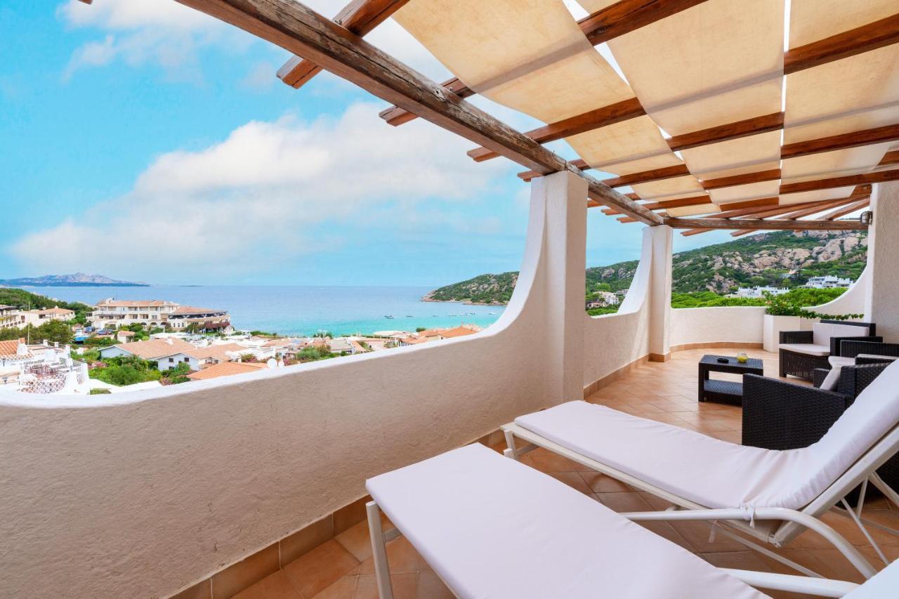 Hotel Punta Est Baja Sardinia Esterno foto