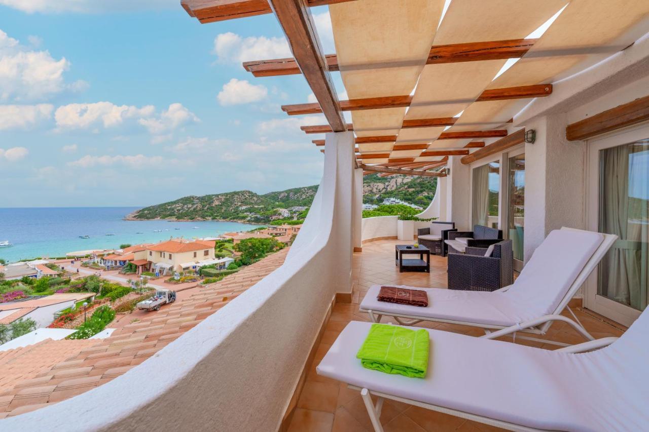 Hotel Punta Est Baja Sardinia Esterno foto